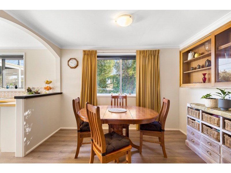 24 Sculptor Street, Giralang ACT 2617