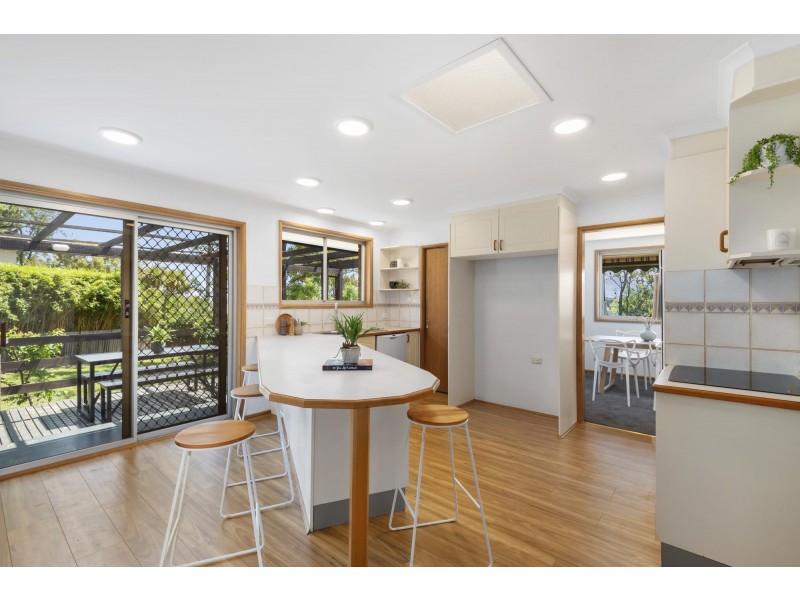 17 Phoenix Place, Giralang ACT 2617