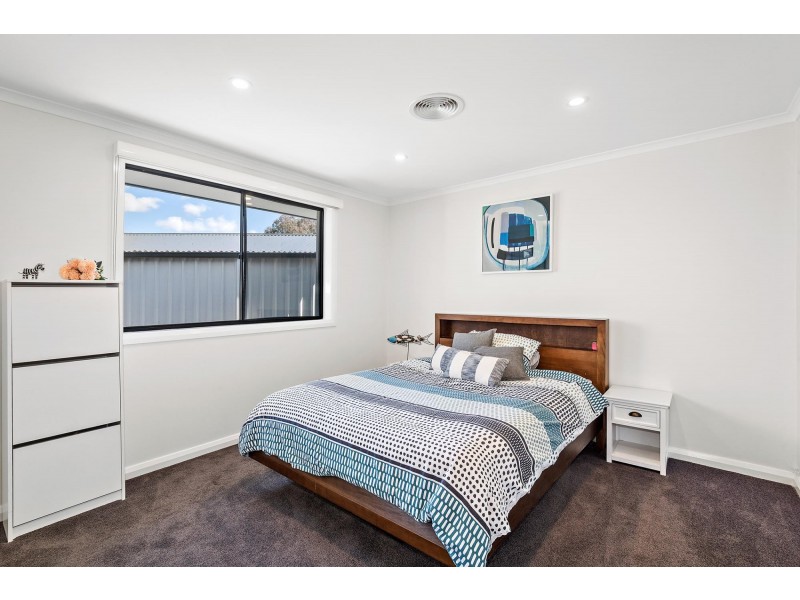 72 Longmore Crescent, Wanniassa ACT 2903