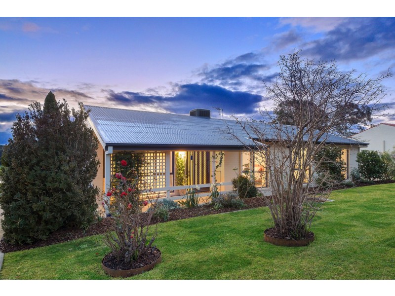 49 Baracchi Crescent, Giralang ACT 2617