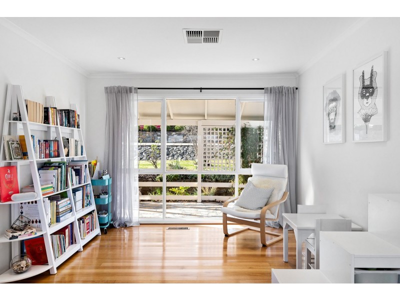 49 Baracchi Crescent, Giralang ACT 2617