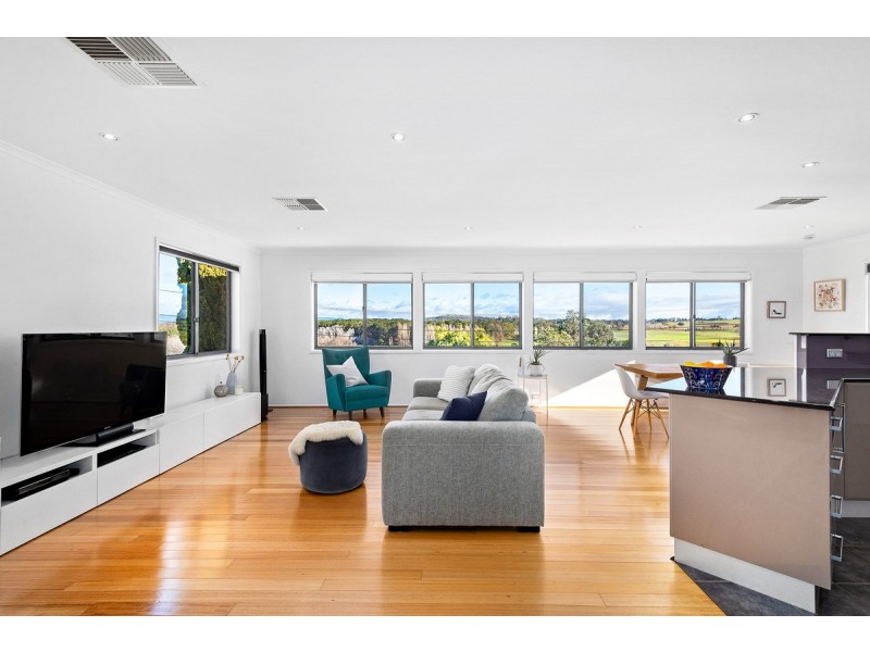 49 Baracchi Crescent, Giralang ACT 2617