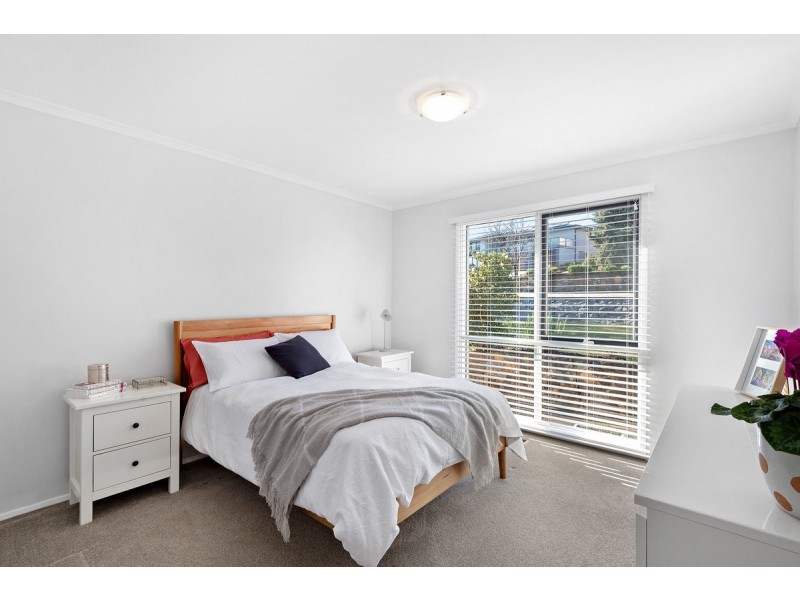 49 Baracchi Crescent, Giralang ACT 2617