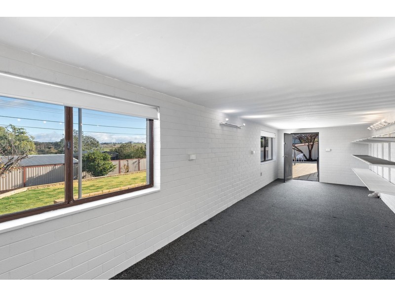 49 Baracchi Crescent, Giralang ACT 2617