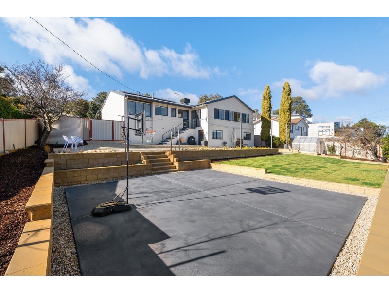 49 Baracchi Crescent, Giralang ACT 2617