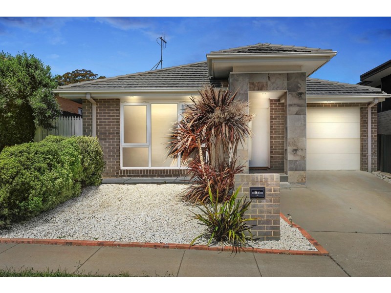97 Essie Coffey Street, Bonner ACT 2914