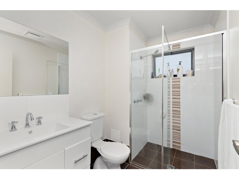 19/75 Elizabeth Jolley Crescent, Franklin ACT 2913