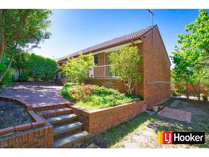 8 Edney Place, Isaacs ACT 2607