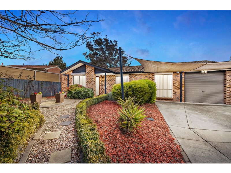 7 Brockway Circuit, Banks ACT 2906