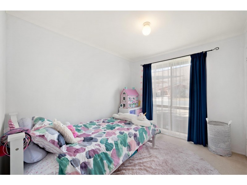 7 Brockway Circuit, Banks ACT 2906