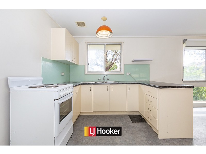 2 Nyawi Place, Giralang ACT 2617