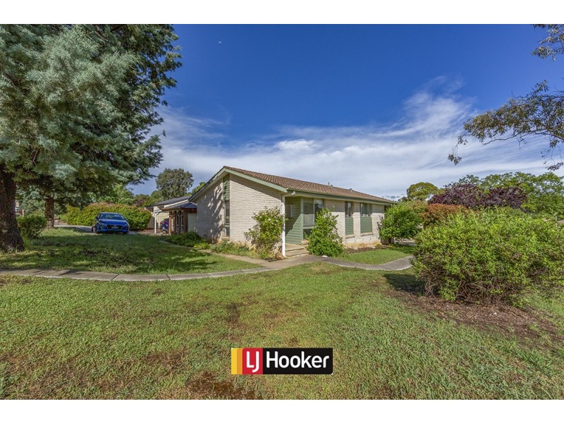 2 Nyawi Place, Giralang ACT 2617