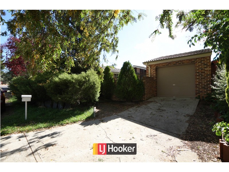 18 Fristrom Crescent, Lyneham ACT 2602