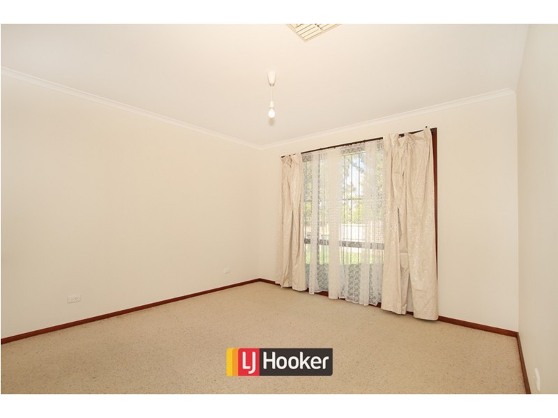 18 Fristrom Crescent, Lyneham ACT 2602
