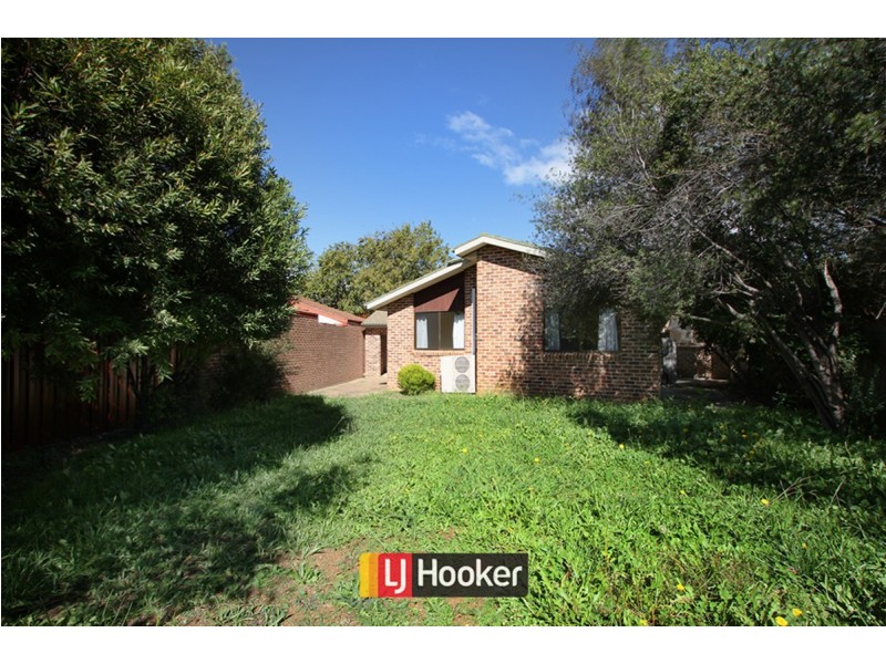 18 Fristrom Crescent, Lyneham ACT 2602