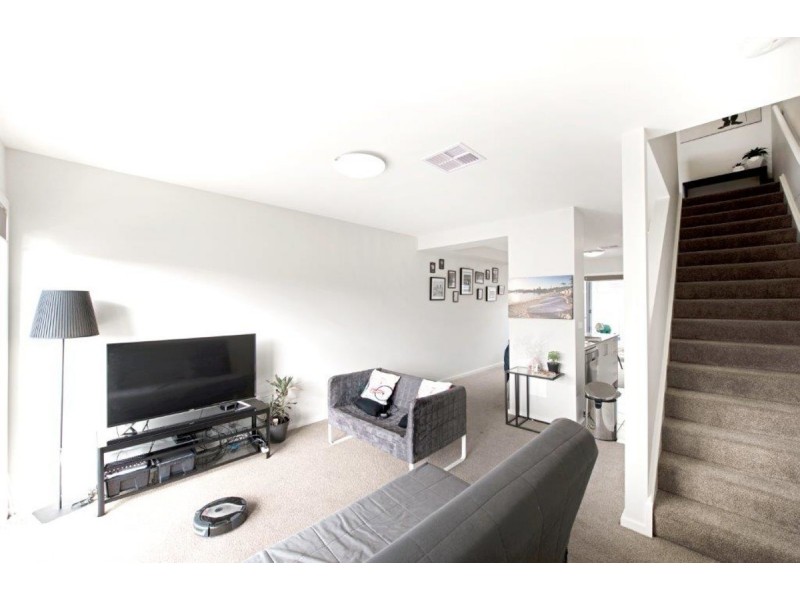 10/10 Junee Street, Crace ACT 2911