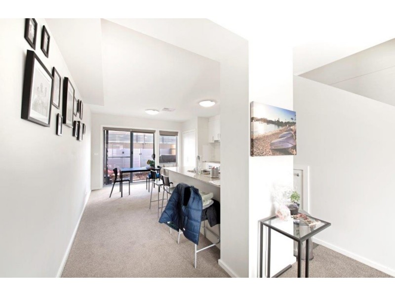 10/10 Junee Street, Crace ACT 2911