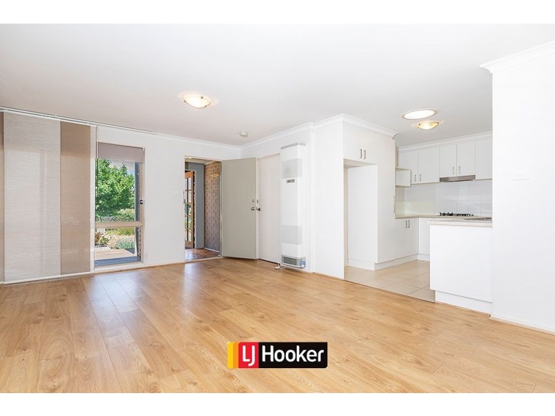 11 Rolls Street, Franklin ACT 2913