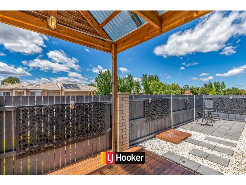 11 Rolls Street, Franklin ACT 2913