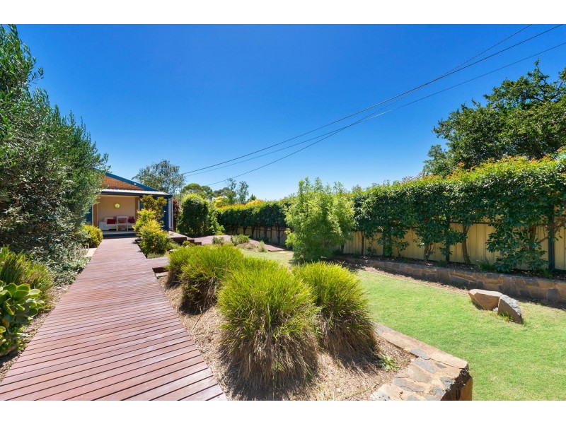 12 Maraar Place, Giralang ACT 2617