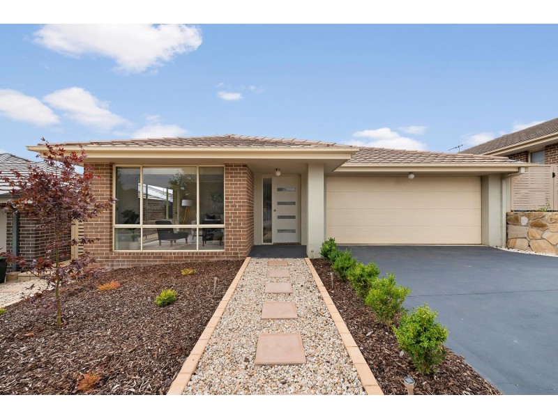 33 Liz O’Neill Street, Casey ACT 2913