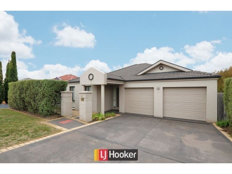 16 May Mills Close, Nicholls ACT 2913