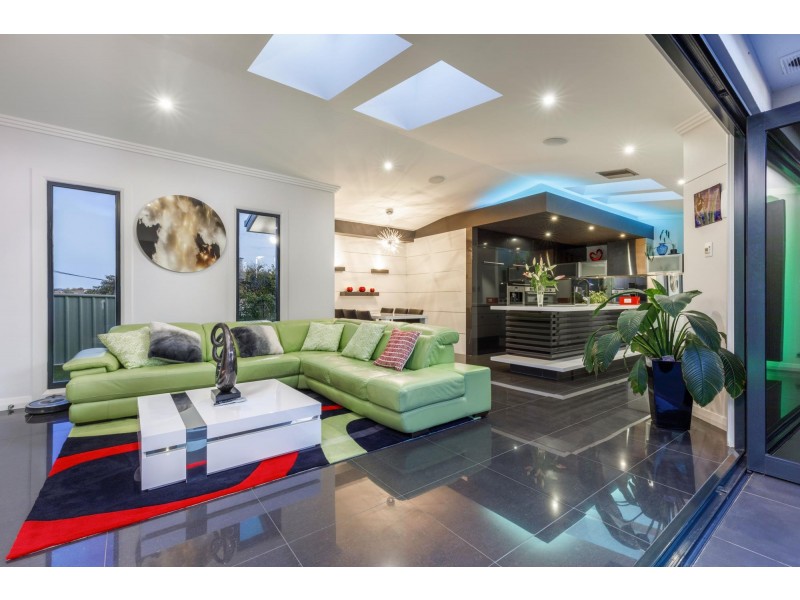 13 Fitzhardinge Crescent, Evatt ACT 2617
