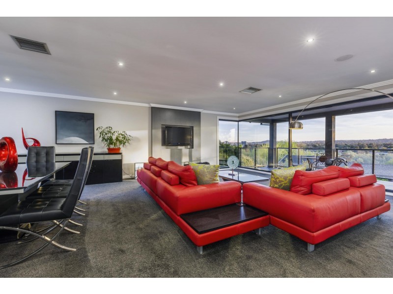 13 Fitzhardinge Crescent, Evatt ACT 2617