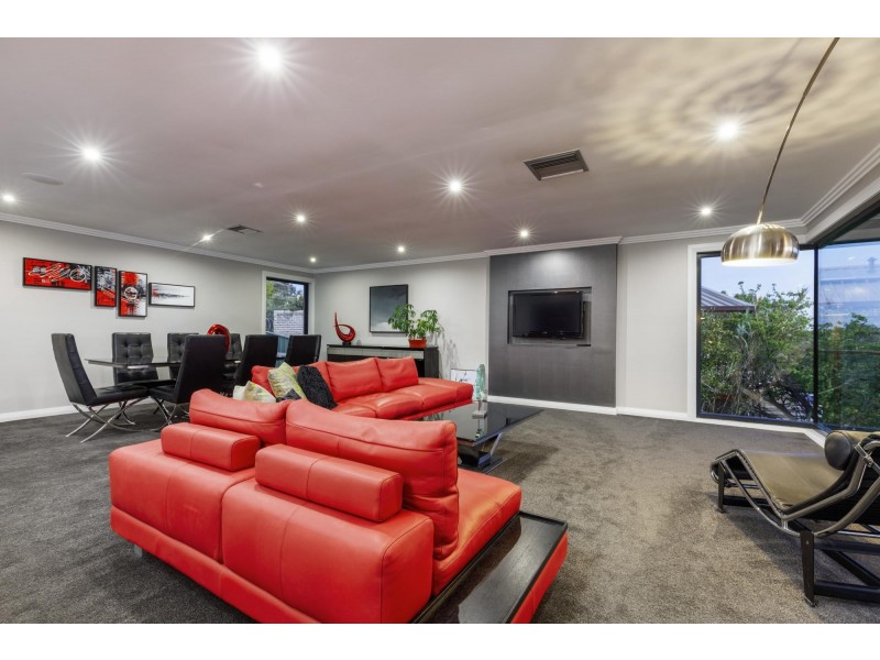 13 Fitzhardinge Crescent, Evatt ACT 2617