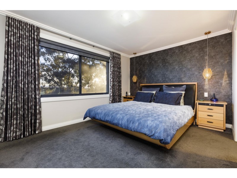 13 Fitzhardinge Crescent, Evatt ACT 2617