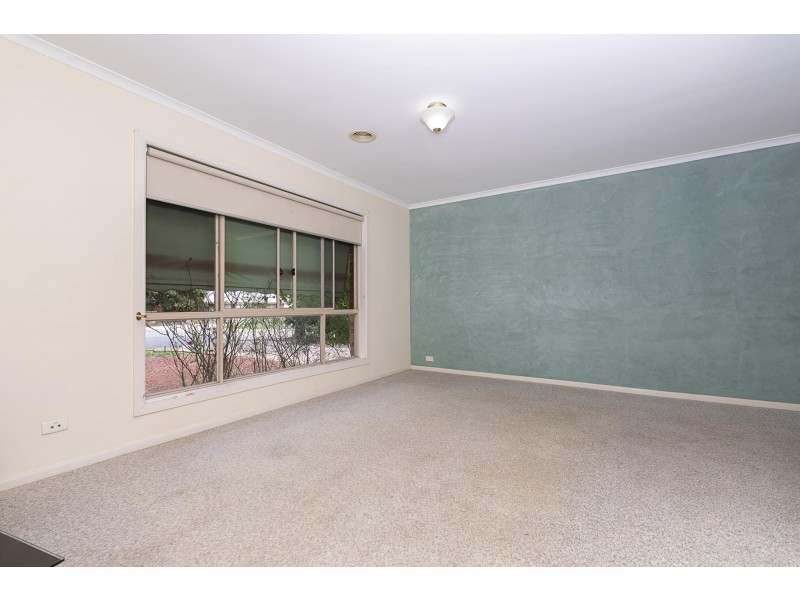 8 Corella Place, Ngunnawal ACT 2913