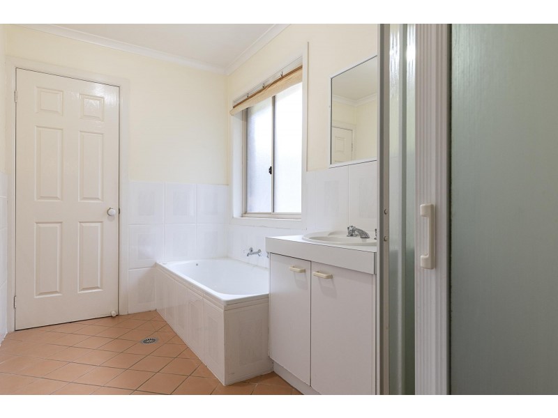 8 Corella Place, Ngunnawal ACT 2913