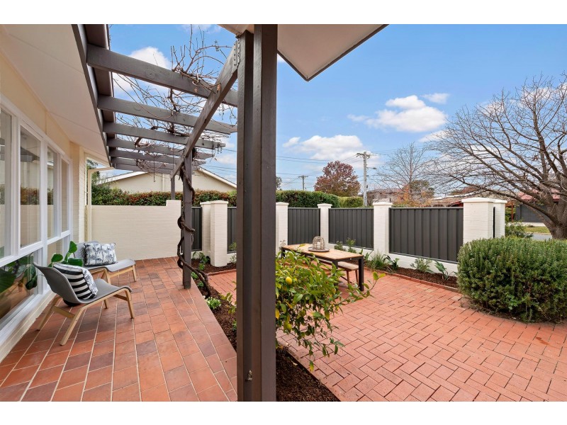 1/9 Banfield Street, Downer ACT 2602