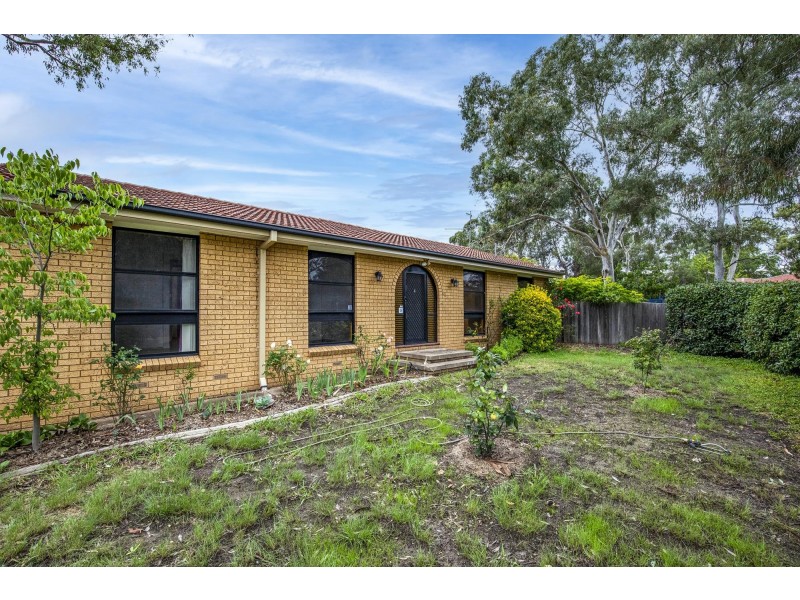19 Wheeler Crescent, Wanniassa ACT 2903