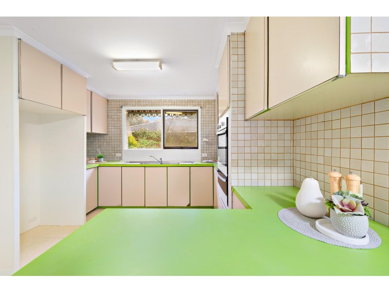 32 Clarey Crescent, Spence ACT 2615