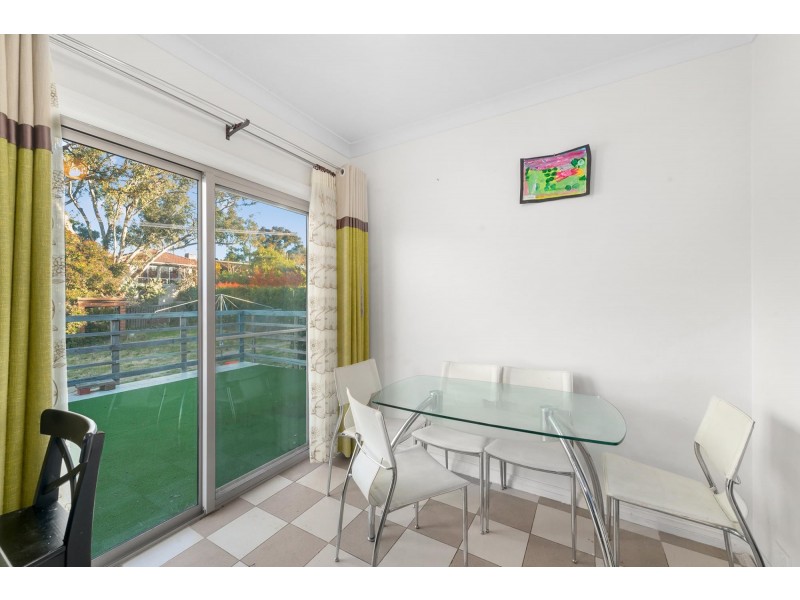 15 Belconnen Way, Weetangera ACT 2614