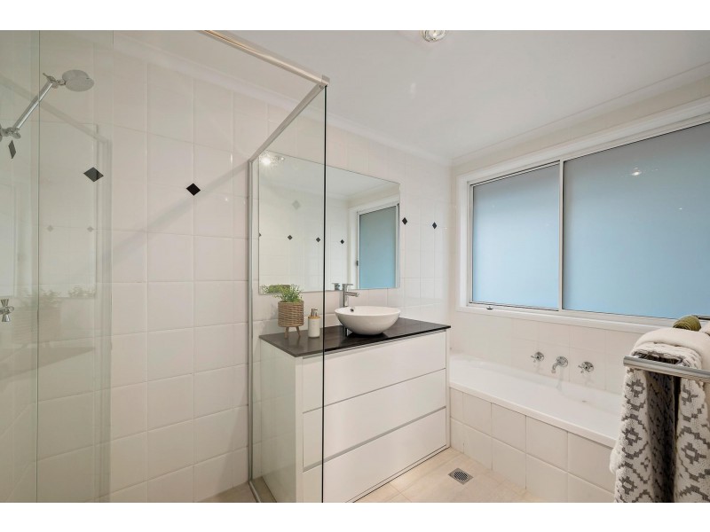 6 Flierl Place, Flynn ACT 2615