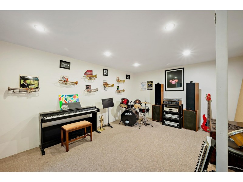 6 Flierl Place, Flynn ACT 2615