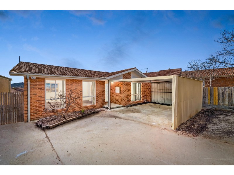 10 Schofield Place, Gordon ACT 2906