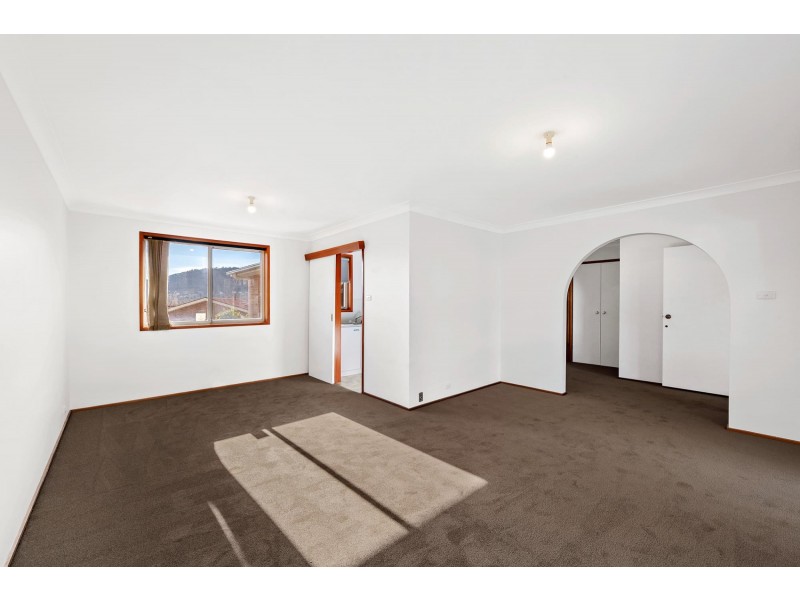 10 Schofield Place, Gordon ACT 2906