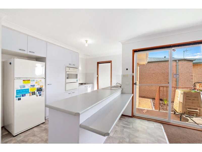 10 Schofield Place, Gordon ACT 2906