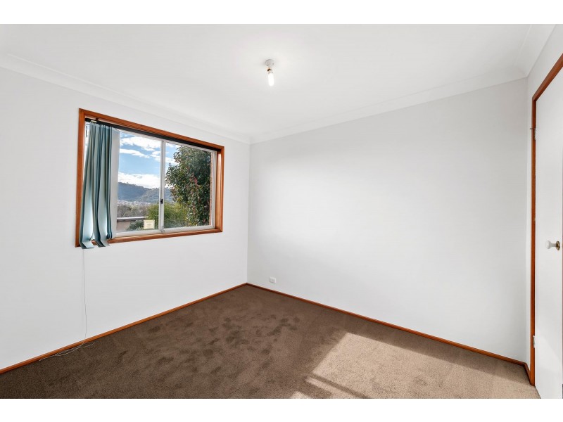 10 Schofield Place, Gordon ACT 2906