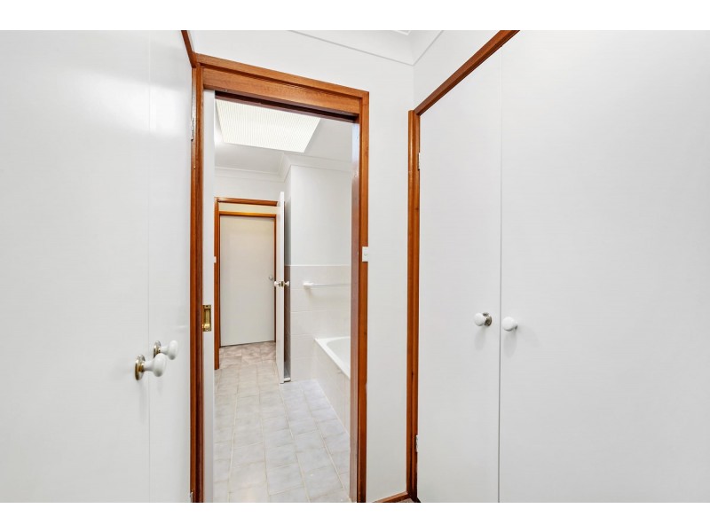 10 Schofield Place, Gordon ACT 2906