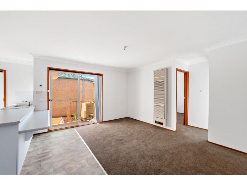 10 Schofield Place, Gordon ACT 2906