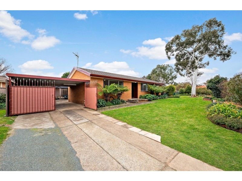 25 Bokhara Circuit, Kaleen ACT 2617