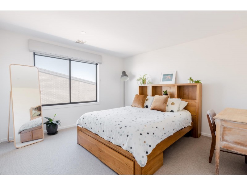 3 Overflow Street, Lawson ACT 2617