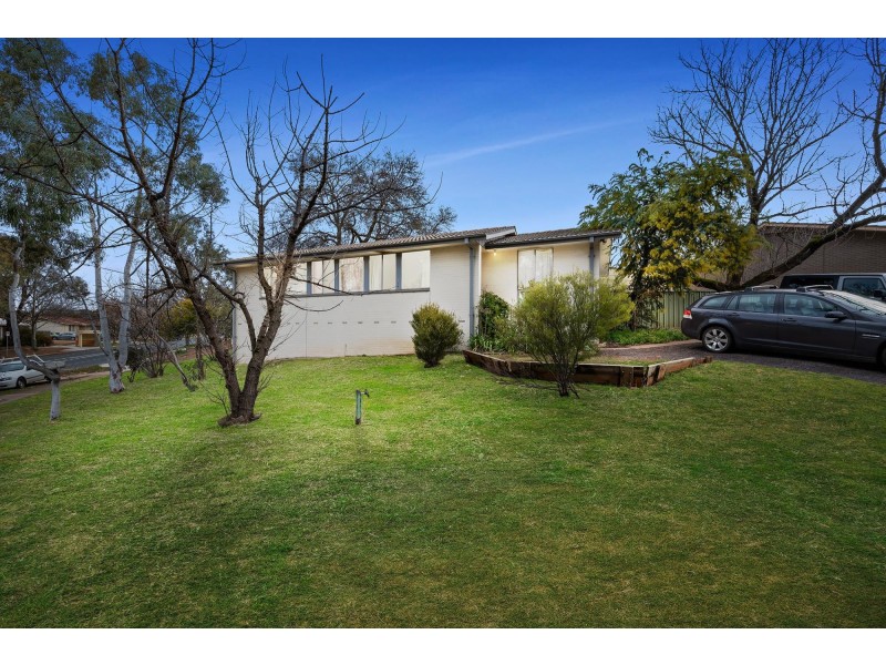 1 Graham Street, Macgregor ACT 2615