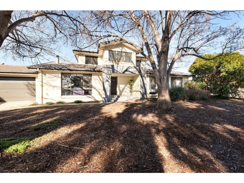 6 Dodwell Street, Giralang ACT 2617
