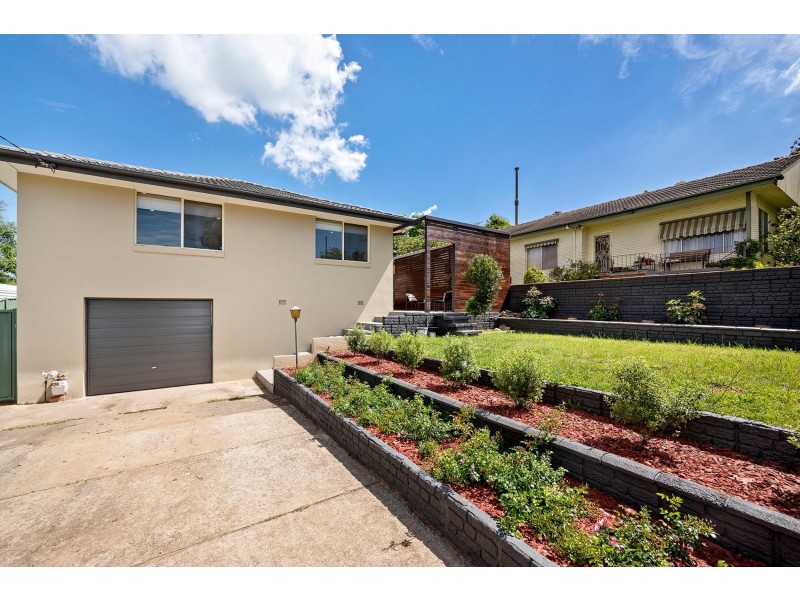 21 Lead Street, Yass NSW 2582