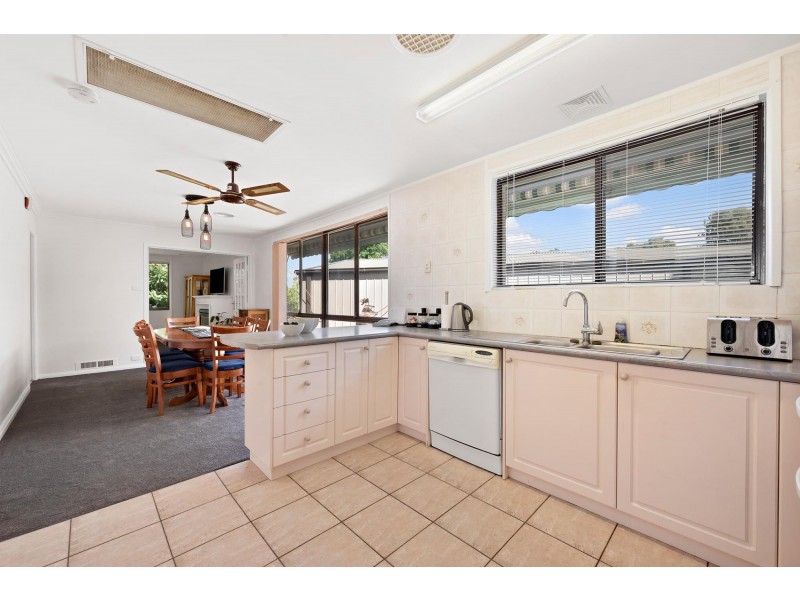 9 Whistler Place, Kambah ACT 2902